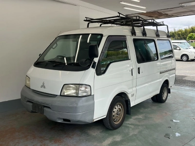 MITSUBISHI DELICA VAN