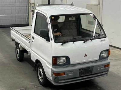 MITSUBISHI MINICAB TRUCK