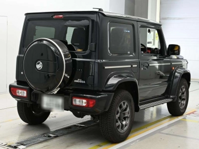 SUZUKI JIMNY SIERRA