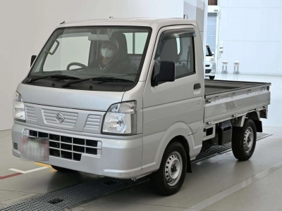NISSAN NT100 CLIPPER