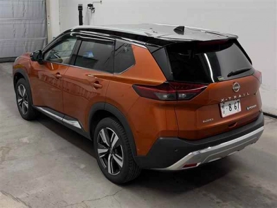 NISSAN X-TRAIL