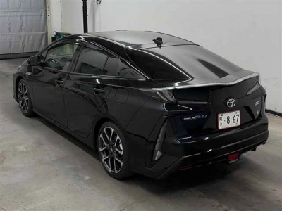 TOYOTA PRIUS PHV