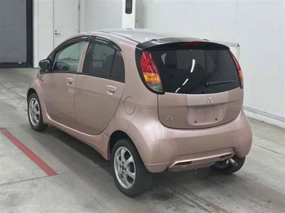 MITSUBISHI I