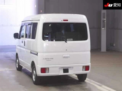MITSUBISHI MINICAB