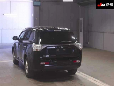 MITSUBISHI OUTLANDER PHEV