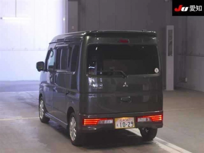 MITSUBISHI TOWN BOX