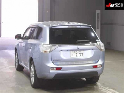 MITSUBISHI OUTLANDER PHEV