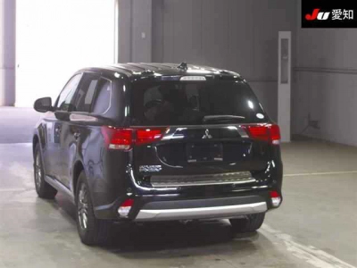MITSUBISHI OUTLANDER PHEV