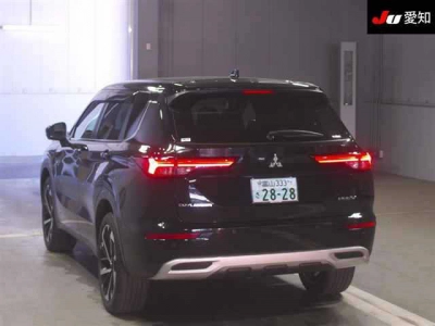 MITSUBISHI OUTLANDER PHEV