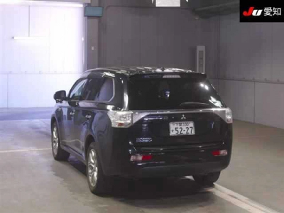 MITSUBISHI OUTLANDER PHEV