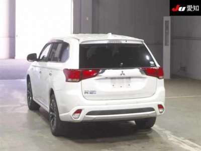 MITSUBISHI OUTLANDER PHEV
