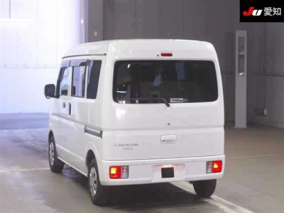 MITSUBISHI MINICAB
