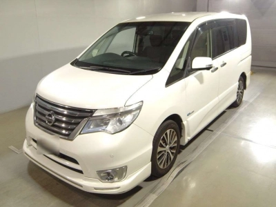 NISSAN SERENA