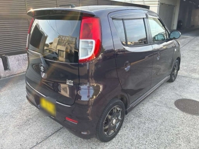 SUZUKI MRWAGON