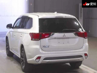 MITSUBISHI OUTLANDER PHEV