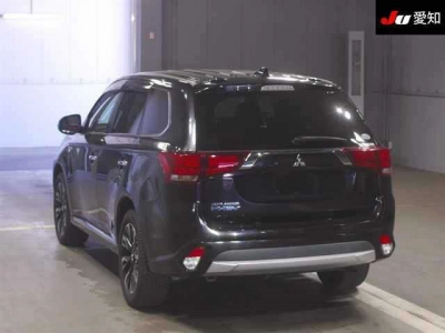 MITSUBISHI OUTLANDER PHEV
