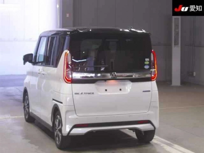MITSUBISHI EK X SPACE