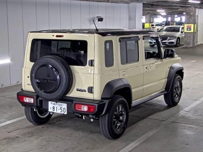 SUZUKI JIMNY NOMADE