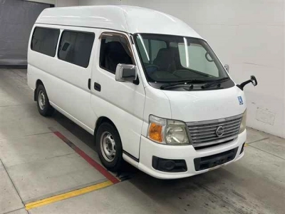 NISSAN CARAVAN BUS