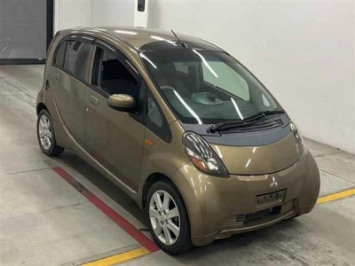 MITSUBISHI I