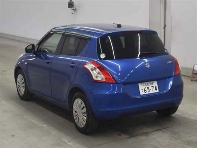 SUZUKI SWIFT