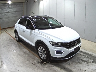 VOLKSWAGEN T-ROC