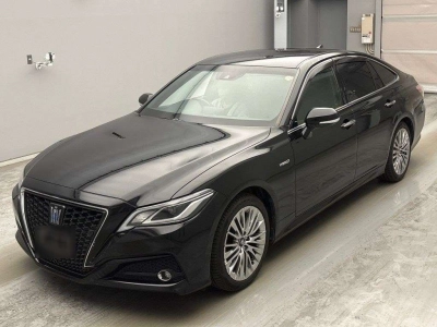 TOYOTA CROWN HYBRID
