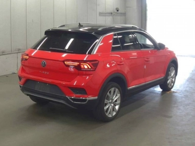 VOLKSWAGEN T-ROC