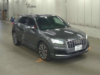 AUDI SQ2