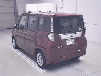 TOYOTA TANK