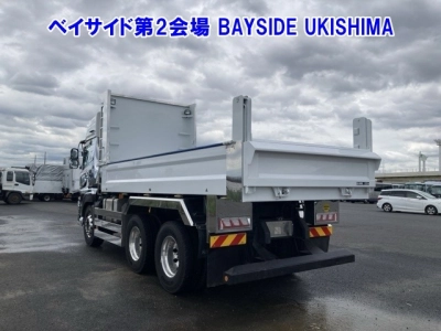 NISSAN DIESEL (UD) QUON