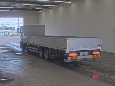 ISUZU GIGA
