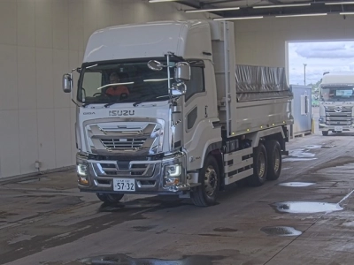 ISUZU GIGA