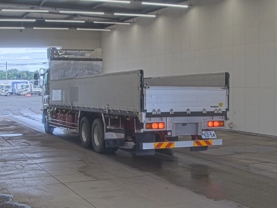 ISUZU GIGA