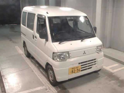 MITSUBISHI MINICAB