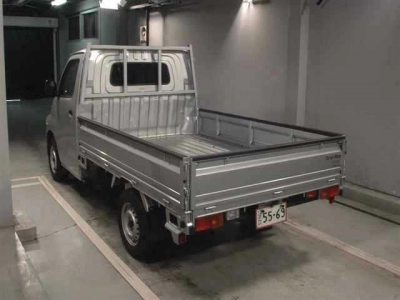 DAIHATSU GRAN MAX