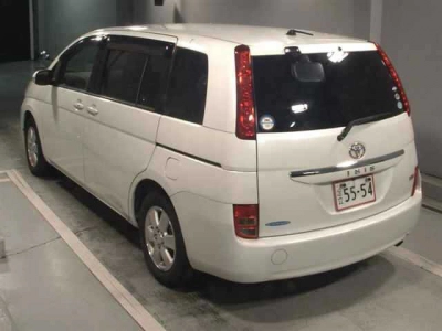 TOYOTA ISIS