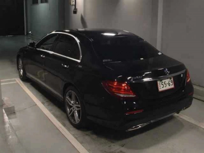MERCEDES BENZ E CLASS