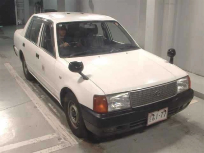 TOYOTA CROWN COMFORT