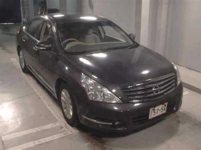 NISSAN TEANA