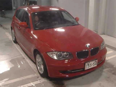 BMW 1 SERIES