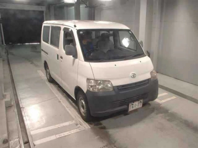 TOYOTA TOWN ACE VAN