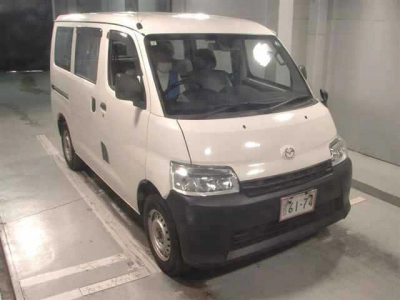 MAZDA BONGO VAN