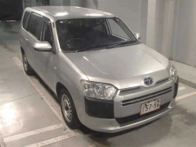 TOYOTA REGIUS VAN