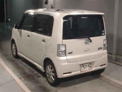 DAIHATSU MOVE CONTE