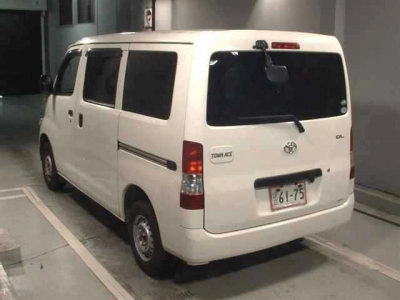 TOYOTA TOWN ACE VAN