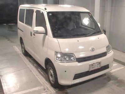 TOYOTA TOWN ACE VAN