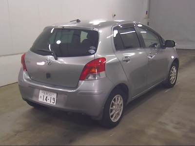 TOYOTA VITZ