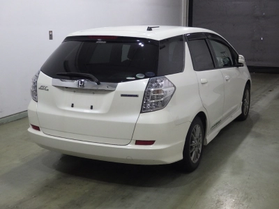 HONDA FIT SHUTTLE
