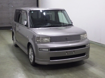 TOYOTA BB